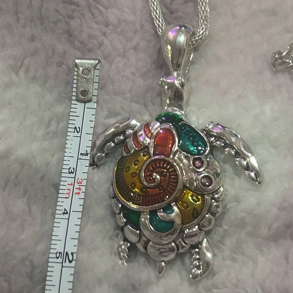 Colorful Sea Turtle bright enamel Pendant Silver Necklace - Picture 5 of 5